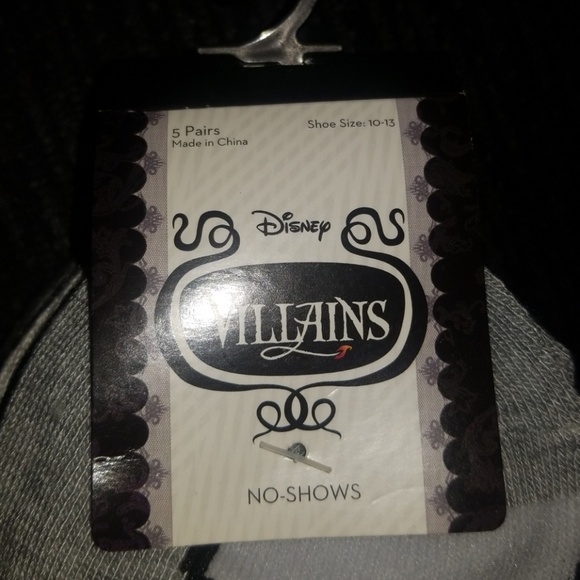 TORRID DISNEY VILLAINS NO SHOW SOCKS SHOE SZ 10-13 - Picture 4 of 4